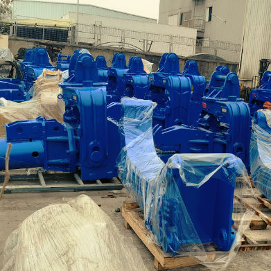 Sheet Pile Driver with Vibro Hammer for Excavators - Built for Hard Soil Conditions