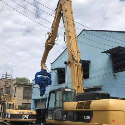 High-Visibility Yellow Pile Driver. Verbeterde veiligheid en multifunctionele prestaties.