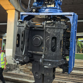 Hoge snelheid heimachine met zijgreep: heiwerk met 10 m/min en grote brandstoftank van 150 liter
