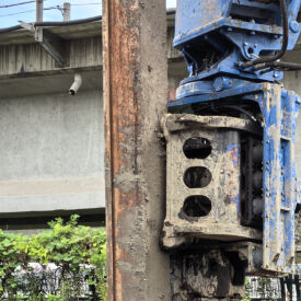 Side Grip Pile Driver : Heavy-Duty Durability & 360° Swivel For Tough Construction Sites