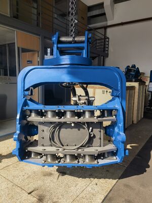 FV-280R High-Flow Pile Driver | 176.4 L/min | Ideal for Sheet Piles