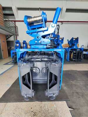 Zwaar hijswerk opnieuw gedefinieerd: SV-400 heimachine met zijgreep – kracht van 656 kN, bodemklem van 490 kN, geschikt voor graafmachines van 32–40 ton